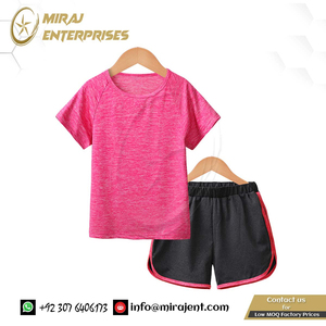 Ropa de entrenamiento Conjuntos deportivos Niños 2 piezas Conjunto de Yoga de verano Chándales Traje de correr Trajes Ropa deportiva Camiseta de manga corta Conjunto de pantalones cortos - Product Image 4