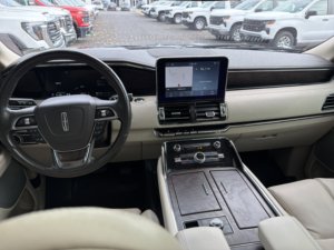 รถยนต์มือสองสภาพดี ปี 2020 ลินคอล์น นาวิเกเตอร์ แอล รีเสิร์ฟ - Product Image 4