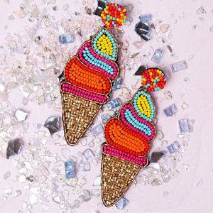 Pendientes Bordados florales con cuentas colgantes - Product Image 4