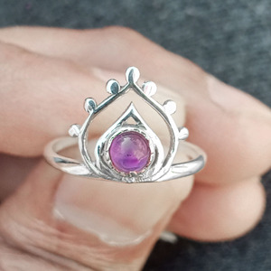 Anillo de plata esterlina 925 al por mayor con piedras preciosas de amatista para niñas y mujeres joyería India hecha a mano - Product Image 3