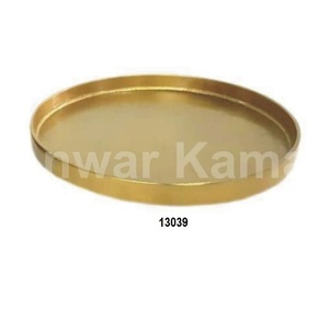 Bandeja de servicio de metal dorado y mármol blanco con asa para hotel y restaurante en casa - Product Image 4