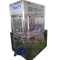 Nouvelle machine d'enrobage automatique de chocolat DEMSA 380V multi-prises en acier inoxydable, capacité 500kg-1000kg, précision de pointe