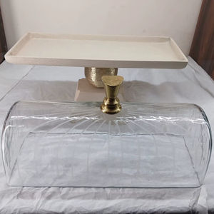 Support à gâteau carré en bois écologique fait à la main avec un dôme en verre et une cloche pour la présentation de desserts et de pâtisseries - Product Image 1