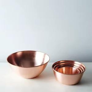 Bol en cuivre moderne avec un look contemporain, parfait pour les maisons élégantes, les hôtels, les restaurants et les besoins de présentation de la restauration - Product Image 4