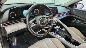 2021 H-y-u-n-d-a-i E-l-a-n-t-r-a Limitado FWD bajo kilometraje y precio asequible en stock Listo para envío - Product Image 5