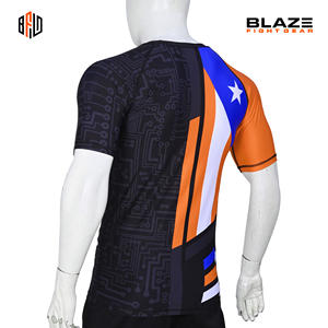 Rash Guard à manches courtes unisexe de haute qualité Design personnalisé Compression Gym Wear avec protection solaire pour adultes - Product Image 5
