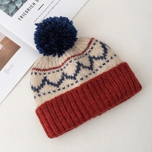 Bonnet en tricot à pompons d'hiver pour femmes avec bonnet élégant en fourrure à la mode Cadeau parfait pour les fashionistas de plage - Product Image 2