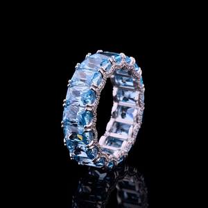 แหวนแต่งงานชุบโรเดียมเงินแท้ 925 พร้อมใบรับรอง GRA ประดับมรกตโมอิสซาไนต์ แหวนนิรันดร์ สำหรับดรอปชิป - Product Image 5