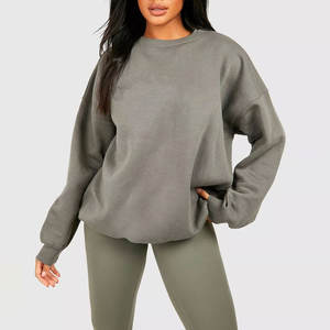 Sudadera personalizada para mujer con gráfico, cuello redondo, estilo casual para moda urbana. - Product Image 1