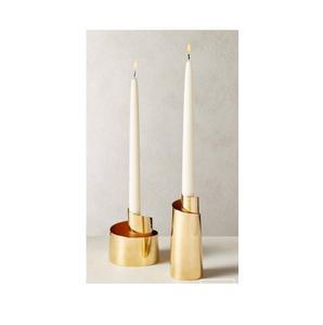 Porte-bougie en métal élégant et stylé pour centre de table de mariage rustique et décoration intérieure au design intemporel - Product Image 1