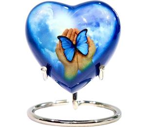 Urna de cremación de recuerdo en forma de corazón única para cenizas humanas hecha a mano en latón y urna de entierro de recuerdo grabada a mano en casa - Product Image 5