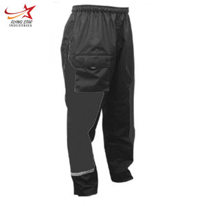 Duradero y cómodo traje de lluvia de nailon para motocicleta, chaqueta y pantalones impermeables transpirables con características de seguridad para días lluviosos - Product Image 2
