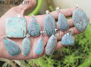 จี้พลอยทับทิมฟูชิไซต์เครื่องประดับแฟชั่น - Product Image 3