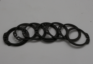 แหวนล็อคภายนอก 0335112700 มาตรฐาน DIN 471 แหวนสแนปสำหรับเพลาขนาด 25 มม. แหวนสปริงเหล็กสำหรับแท่นขุดเจาะ Epiroc Atlas Copco - Product Image 4