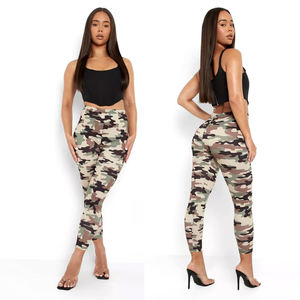 Nuevas llegadas: Leggings de yoga de cintura alta para mujer, elásticos, con logo personalizado, efecto fruncido en glúteos, sin costuras, color liso. - Product Image 1