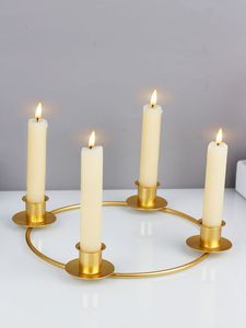 Candelabro Geométrico de Hierro Dorado con 4 Ranuras para Velas Cónicas, Centro de Mesa Moderno para Bodas, Decoración de Hogar de Lujo, Soporte de Metal Minimalista - Product Image 2