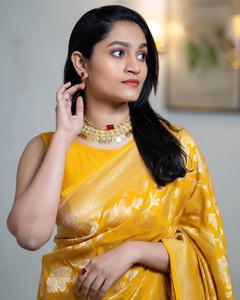 High Quality Heavy Jacquard Silk <b>Purple</b> color <b>saree</b> with sky Blue Border Sarees with Golden Big Jacquard Weaving Border - Product Image 6