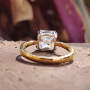 Anillo de boda y compromiso de diamante blanco corte Asscher para mujer en moissanita 925 plata esterlina - Product Image 4