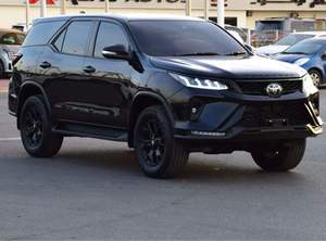 Para Toyota Fortuner VX2 4X4 Diésel 2.8L SUV 2022, Emisión Euro VI, Transmisión Automática (Volante a la Derecha) - Product Image 2