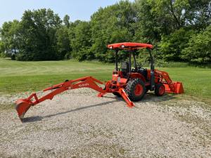 Tractor Kubota B26 con Tracción en las 4 Ruedas, Potencia Nominal de 20-140 HP, Pulgar Hidráulico - Product Image 6