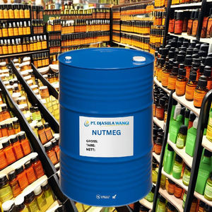 Aceite Esencial de Nuez Moscada en Tambor de 200 kg, Sabor, Fragancia, Suministro a Granel Natural - Product Image 2
