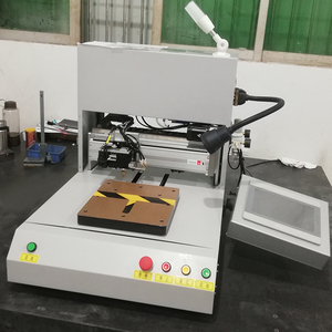 Les petites formes rondes automatiques de CNC inaugurent le prix de la découpeuse en forme de rétroviseur de voiture - Product Image 2