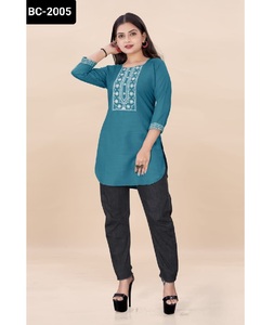Nueva ropa de moda india, hermosos Kurtis cortos de rayón con Secuencia de bordado, trabajo con el precio más bajo, Kurtis de talla grande y parte superior - Product Image 1