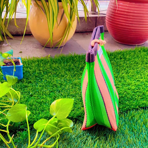 Bolsas DE ASEO cosméticas con cremallera reutilizables ecológicas recicladas de nailon, bolsa de mano de playa de viaje a rayas personalizada, etiqueta con logotipo - Product Image 1