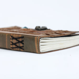Tạp Chí da cổ điển thủ công này là một tác phẩm nghệ thuật thực sự được chế tác bằng da thật và tất cả độc đáo - Product Image 2