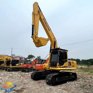 รถขุดตีนตะขาบ Komatsu PC220-8 มือสอง ขายในราคาถูก - Product Image 1