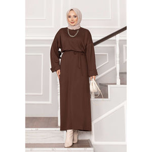 Robe longue élégante Oysho couleur café avec détail manches pliantes, ceinture amovible, taille élastique, respirante, idéale pour les fêtes d'anniversaire - Product Image 1