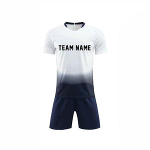 Conjunto de entrenamiento de fútbol para hombres de alta calidad uniforme de jersey con logotipo personalizado con camisa y chándal servicio OEM - Product Image 3