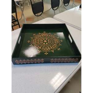 ถาดเสิร์ฟไม้ทำมือรักษ์โลกสำหรับใช้ในเชิงพาณิชย์ ดีไซน์ตกแต่งสวยงาม ถาดสี่เหลี่ยมขนาดใหญ่ รับผลิตแบบ OEM ODM ถาดไม้สั่งทำพิเศษ - Product Image 6