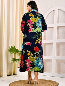 Superbe robe mi-longue trapèze à imprimé ethnique et short élégant à revers pour le jour et le soir pour la vente en gros - Product Image 4