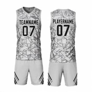 Tenues de basket-ball personnalisées de haute qualité, impression par sublimation, vêtements de sport, 100% polyester, couleur unie, ensembles de tenues de basket-ball pour hommes - Product Image 2