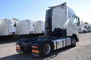 Nouveau camion lourd Volvo FH 460 Globetrotter XL i-Save à transmission automatique, unité tracteur/remorque standard - Product Image 4