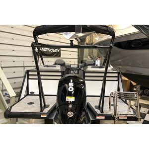 Bateau ponton Viaggio V22U 2026, coque en fibre de verre, moteur Mercury 150 XL quatre temps - Product Image 4