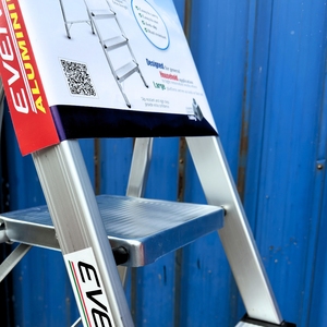 Échelle industrielle robuste Double extension 150kg Conception pliante avec sécurité à verrouillage automatique - Product Image 1