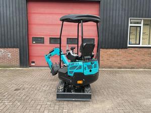 Livraison gratuite  KV15 Mini-excavatrice de 1,5 tonne |   12 HP Diesel |   Profondeur de creusement de 1,65 m |   Rotation à 360° |   Largeur de 920 mm |   Seau de 400 mm - Product Image 1