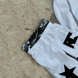 Conjunto deportivo de alta calidad fabricado por Asisto, pantalones deportivos de doble capa con capucha y pantalones de doble cintura con bordado. - Product Image 2