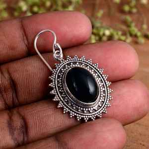 ต่างหูเงินแท้ 925 ชุบทองประดับพลอยออนิกซ์สีดำรูปวงรี ดีไซน์วินเทจแบบซันเบิร์สต์ งานแฮนด์เมด เหมาะสำหรับเป็นของขวัญในงานปาร์ตี้ เครื่องประดับอัญมณี - Product Image 4