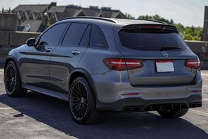 Excelente estado, Mercedes-AMG GLC 63 usado del 2019, 21 mil millas, motor V8 biturbo. - Product Image 5