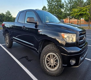 VOITURES D'OCCASION 2012 Toyota Tun-dra T-RD Rock-Warriorr-DoubleCab 4x4 - Product Image 2