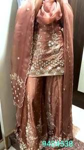 Designer moderne non cousu brodé à la main belle fête traditionnelle porter des costumes indien mode-avant style traditionnel - Product Image 2