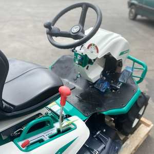 Orec Rabbit RM982F 4WD Cortacésped de grado industrial Motor de gasolina de 2 tiempos 125cc-190cc para corte de césped y cepillo - Product Image 3