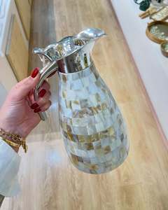 Bouilloire de décoration de maison de luxe de flacon arabe de résine de perle céleste pour la présentation de cadeau d'Eid Mubarak - Product Image 1