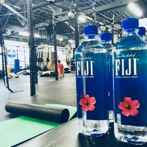 Eau de Fidji aromatisée, infusion naturelle de fruits, boisson hydratante au goût rafraîchissant, fournisseur en gros, service OEM disponible - Product Image 2