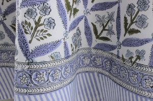 ผ้าปูโต๊ะผ้าฝ้าย100% สีฟ้ามะกอกเขียวอ่อนพิมพ์ลายดอกไม้ออกแบบได้ตามต้องการขนาดสำหรับบ้านหรือโรงแรม - Product Image 3