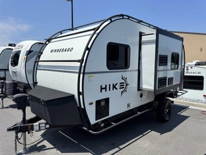 Caravanes d'occasion Winnebago Industries Hike H170S 2022 prêtes à la vente - Product Image 4