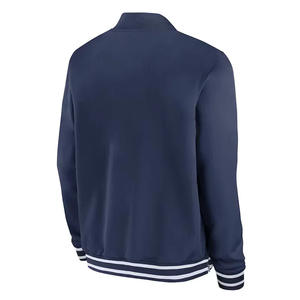 Chaqueta de bombardero acolchada ligera Chaqueta de Letterman vintage de satén con cremallera completa Cuello alto bordado Servicio OEM - Product Image 6